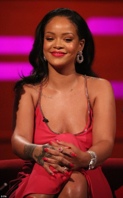 Rihanna pic #1044791