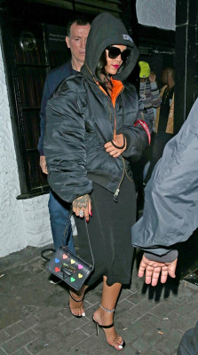 Rihanna pic #1044826