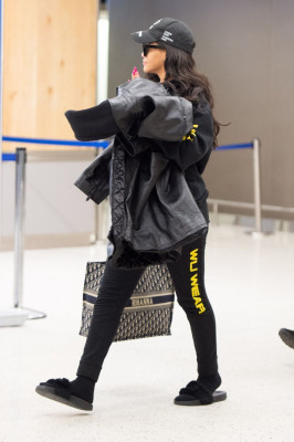 Rihanna pic #1115392