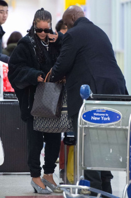 Rihanna pic #1200055