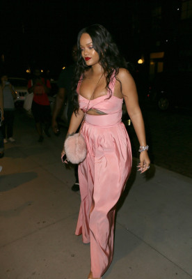 Rihanna pic #965185