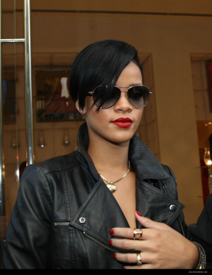 photo 23 in Rihanna gallery [id108240] 2008-09-01 00:00:00