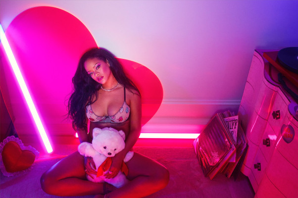 Rihanna pic #1200053