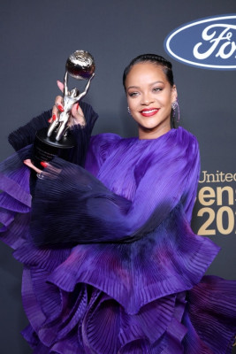 photo 5 in Rihanna gallery [id1204552] 2020-02-29 00:00:00