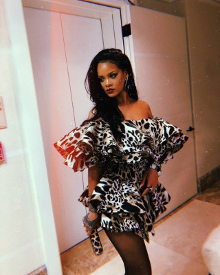 Rihanna pic #1111405