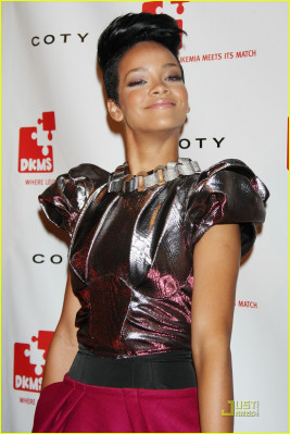 Rihanna pic #154979