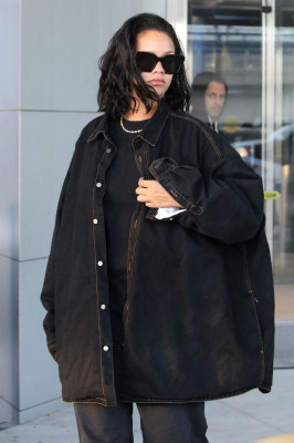 Rihanna pic #1102459