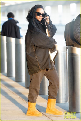 Rihanna pic #1102187
