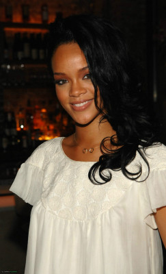 Rihanna pic #168474