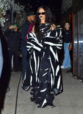 photo 23 in Rihanna gallery [id1278459] 2021-11-04 00:00:00