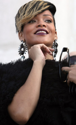 Rihanna pic #425260