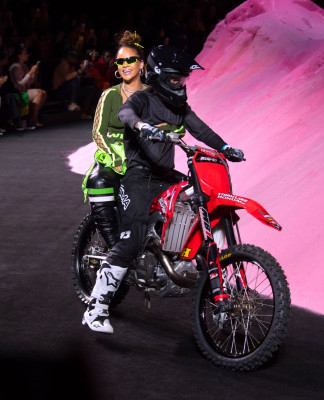 Rihanna pic #962662
