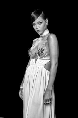 photo 15 in Rihanna gallery [id1219180] 2020-06-24 00:00:00