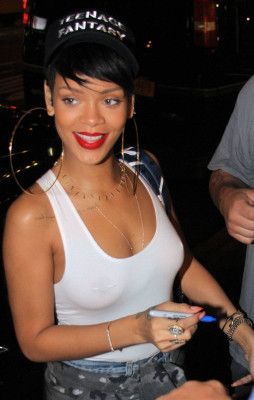 Rihanna pic #631185