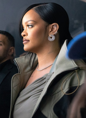 photo 20 in Rihanna gallery [id1316579] 2022-12-06 00:00:00