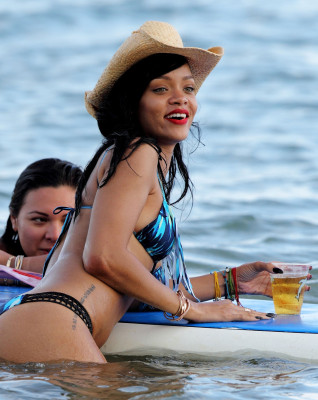 Rihanna pic #483926