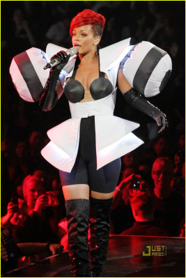 Rihanna pic #302648