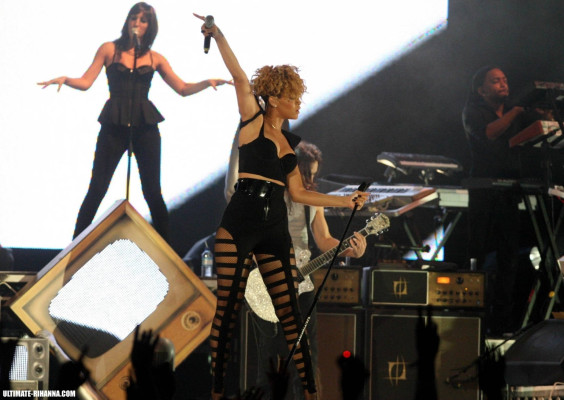 Rihanna pic #223978