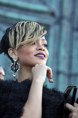 Rihanna pic #425263