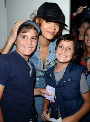 Rihanna pic #593336
