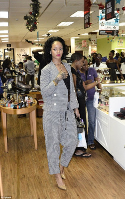 Rihanna pic #658448