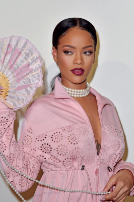 photo 3 in Rihanna gallery [id1245567] 2021-01-18 00:00:00
