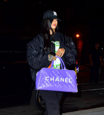 photo 11 in Rihanna gallery [id1317172] 2022-12-12 00:00:00