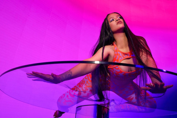 photo 7 in Rihanna gallery [id1325318] 2023-04-04 00:00:00
