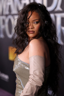 photo 10 in Rihanna gallery [id1315847] 2022-11-30 00:00:00