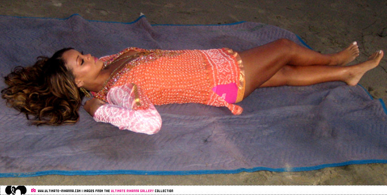 photo 22 in Rihanna gallery [id36051] -0001-11-30 00:00:00