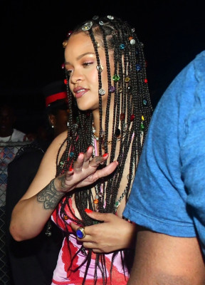 photo 20 in Rihanna gallery [id1323886] 2023-03-17 00:00:00
