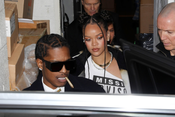 photo 25 in Rihanna gallery [id1323130] 2023-03-07 00:00:00