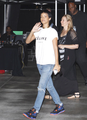 Rihanna pic #530044