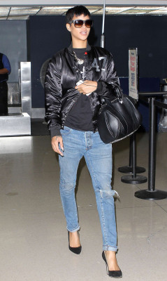 Rihanna pic #540257