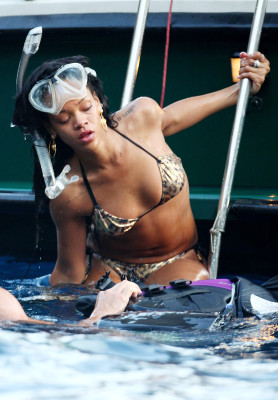 Rihanna pic #517496