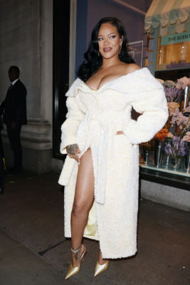 photo 20 in Rihanna gallery [id1360395] 2024-11-16 00:00:00