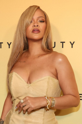 Rihanna pic #1351773