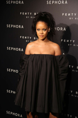 photo 24 in Rihanna gallery [id1241820] 2020-12-02 00:00:00