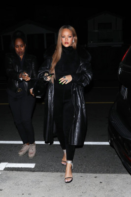 photo 4 in Rihanna gallery [id1338638] 2023-12-14 00:00:00