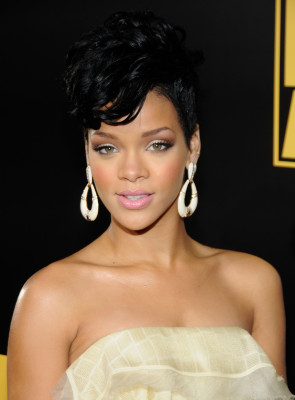 Rihanna pic #365196