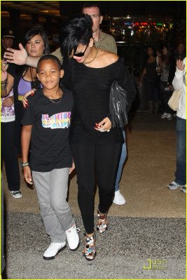 Rihanna pic #181381