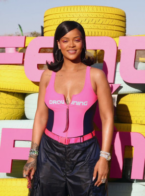 Rihanna pic #1029752