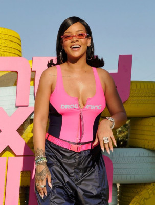 Rihanna pic #1029753