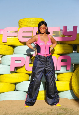 Rihanna pic #1029747