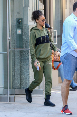 Rihanna pic #873451