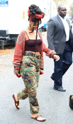 Rihanna pic #890450
