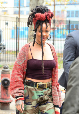 Rihanna pic #890451