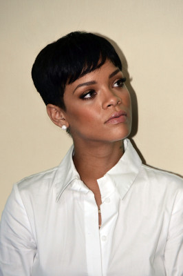 Rihanna pic #565198