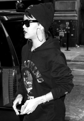 Rihanna pic #633096