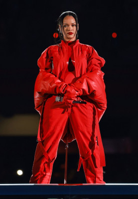 photo 15 in Rihanna gallery [id1325627] 2023-04-10 00:00:00